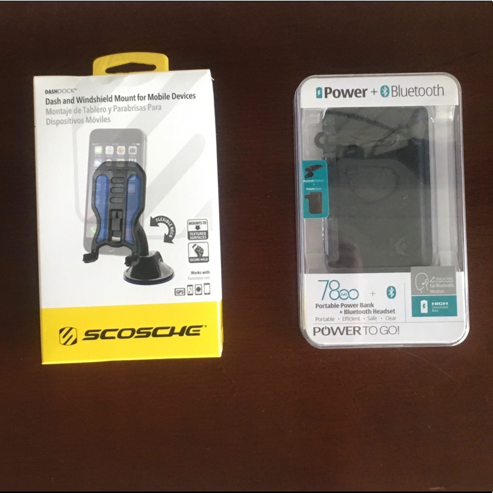 Brand New in Box Phone Mount and Power Bank